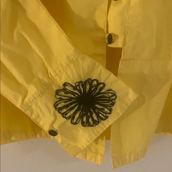 Vintage 90s Embroidered Yellow Cotton Peplum Top | Button Front | M - Picture 6 of 10